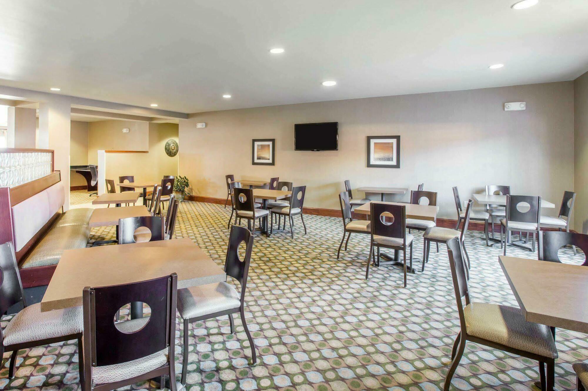Comfort Suites Mcdonough Atlanta South Esterno foto